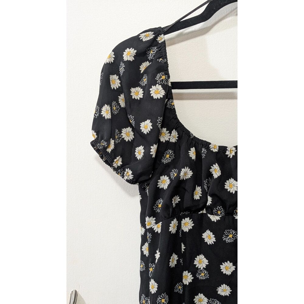 BP Ditsy Daisy Puff Sleeve Dress sz. M - Picture 8 of 8